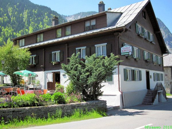 Gemütlicher Biergarten und einfache gute Küche