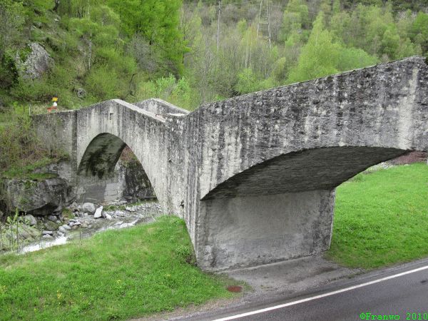 Brücke in Borgonovo