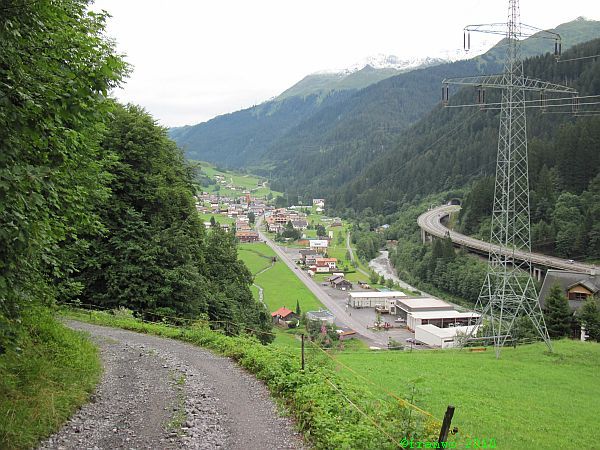 Klösterle mit Autobahn