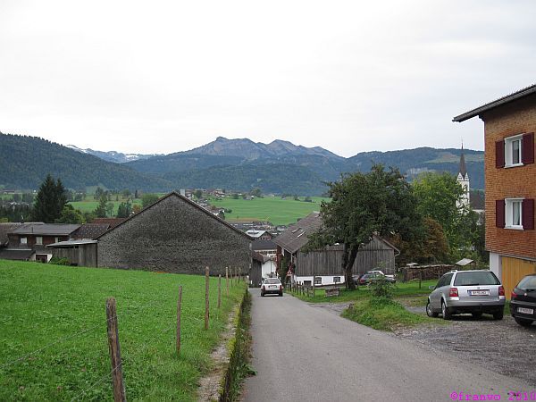 Egg, dahinter First - Hoher Freschen