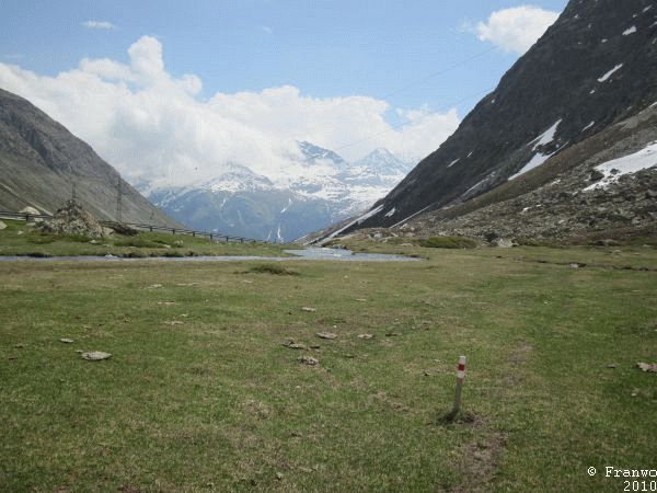 Piz Surlei (3185m) in Wolken