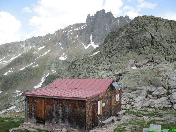 neue Reutlinger H�tte (2395m)