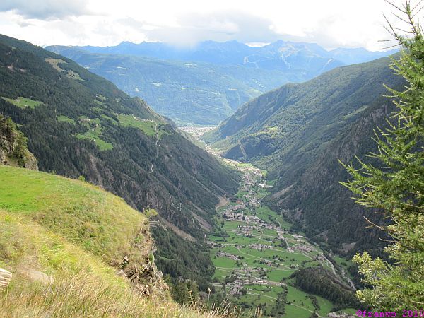 Brusio(CH) und hinten Tirano(I)