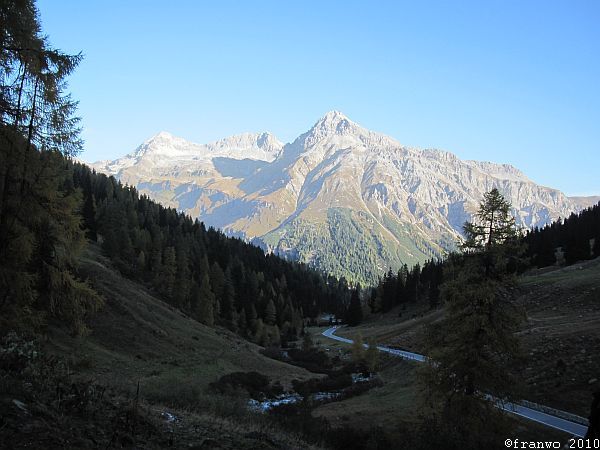 Blick zurück. Die Morgensonne kommt
