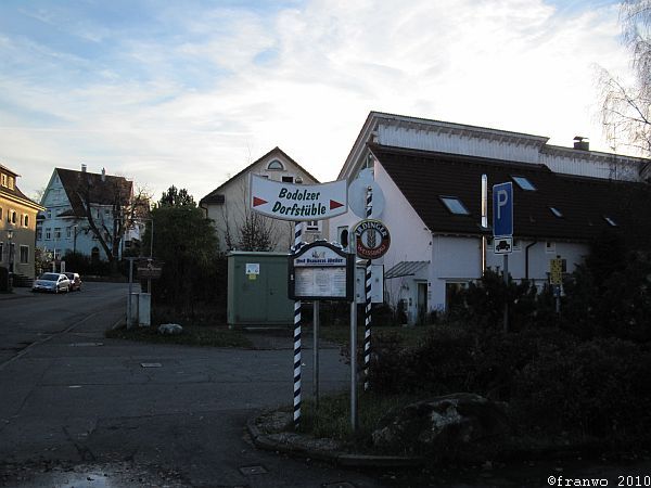 Letzter Wegweiser - rotes Dreieck!